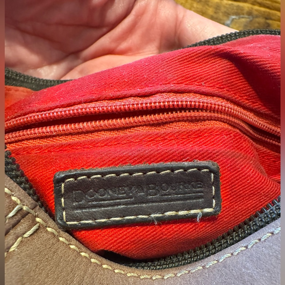 Dooney and Bourke Satchel small/medium size Vintage - Picture 3 of 11